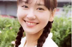 吃瓜少女調(diào)侃娛樂圈視頻,揭秘明星幕后趣聞